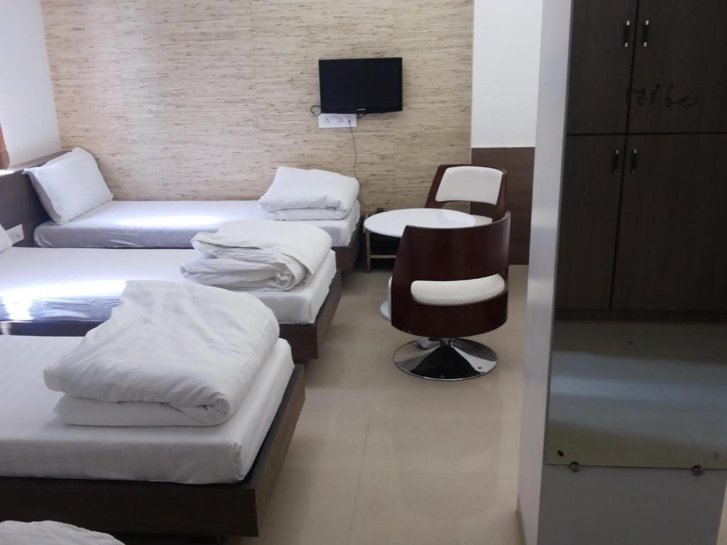 Royal Inn Ankleshwar Exterior foto